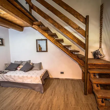 Cascina Lunguria *